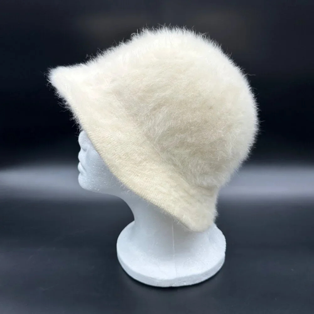 Vintage Hat White Fuzzy Bucket Womens Betmar France Warm Winter 1970s Retro Fash - Picture 2 of 8